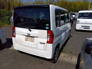DAIHATSU TANTO 2016