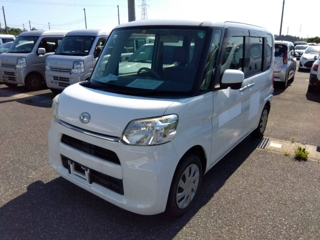 DAIHATSU TANTO 2016