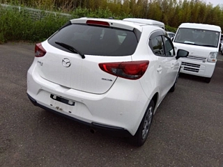 MAZDA MAZDA2 2020