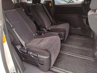 TOYOTA VELLFIRE 2012