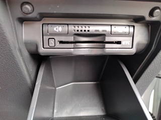 TOYOTA VELLFIRE 2012