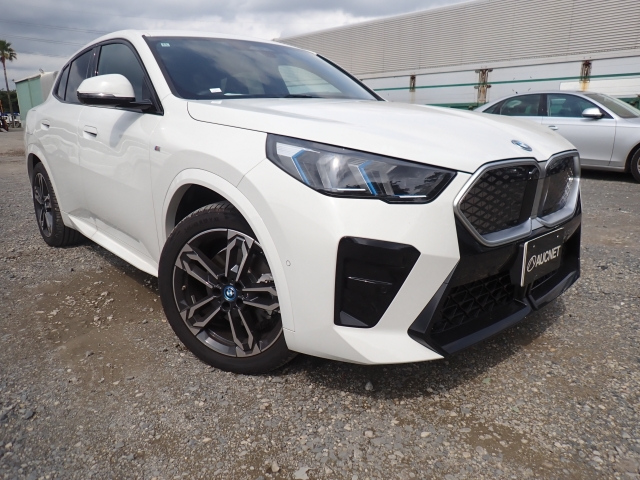 BMW IX2 2024