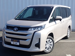 TOYOTA NOAH 2022