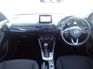 MAZDA DEMIO 2018