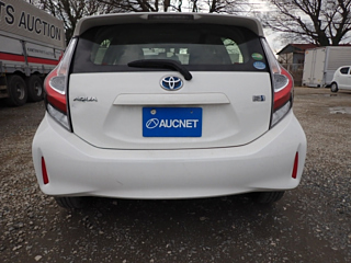 TOYOTA AQUA 2018