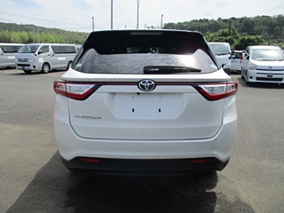 TOYOTA HARRIER 2019