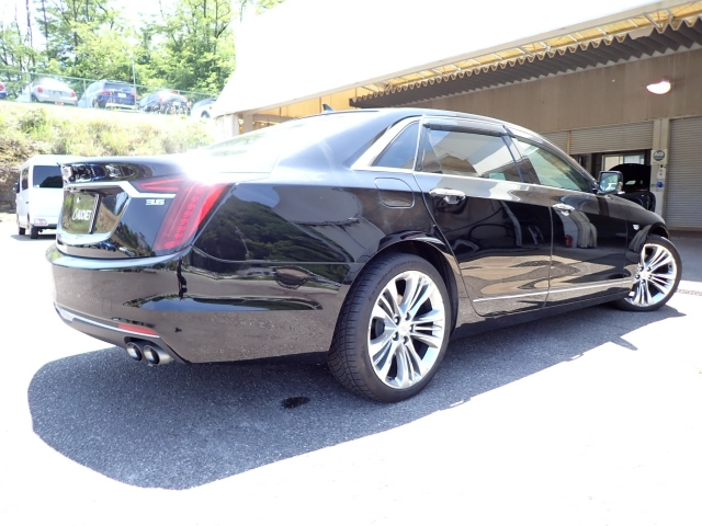 GM CADILLAC CT6 2019