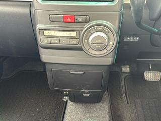 TOYOTA PIXIS SPACE 2015