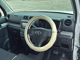 TOYOTA PIXIS SPACE 2015