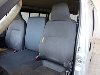 TOYOTA HIACE VAN 2012