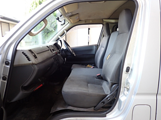 TOYOTA HIACE VAN 2012