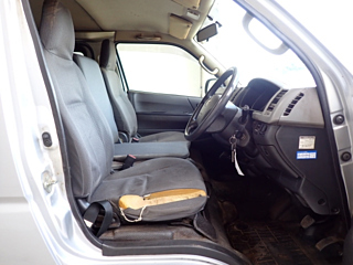 TOYOTA HIACE VAN 2012