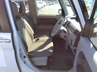 DAIHATSU TANTO 2018