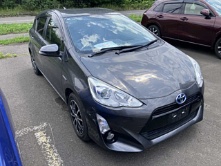 TOYOTA AQUA 2017