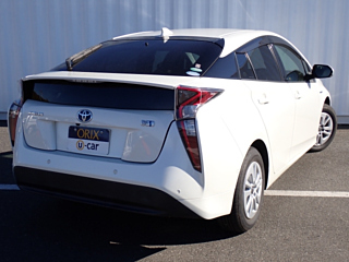TOYOTA PRIUS 2018