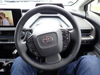 TOYOTA PRIUS 2025