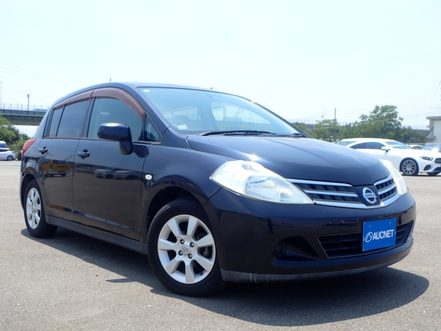 NISSAN TIIDA 2008