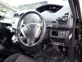 NISSAN SERENA 2013