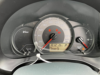 TOYOTA VITZ 2017