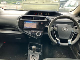 TOYOTA AQUA 2019