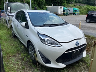 TOYOTA AQUA 2019