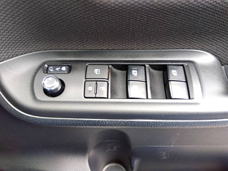 TOYOTA NOAH 2018