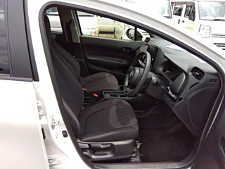 TOYOTA AQUA 2023