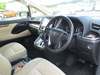 TOYOTA ALPHARD 2022