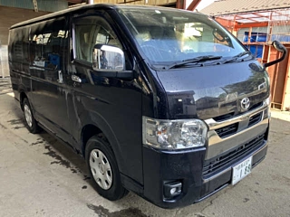 TOYOTA HIACE VAN 2022