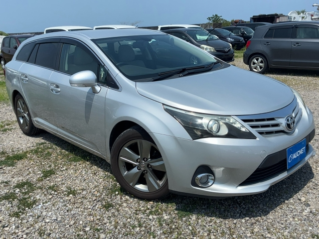 TOYOTA AVENSIS WAGON 2014