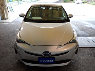 TOYOTA PRIUS 2018