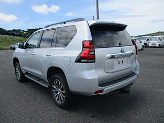 TOYOTA LAND CRUISER PRADO 2018