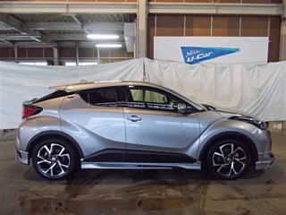 TOYOTA C-HR 2019