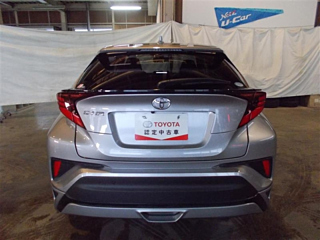 TOYOTA C-HR 2019