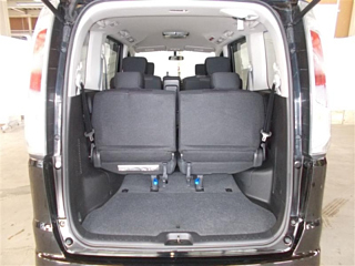 NISSAN SERENA 2013