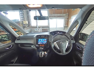 NISSAN SERENA 2013