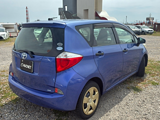 TOYOTA RACTIS 2011