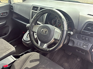 TOYOTA RACTIS 2011