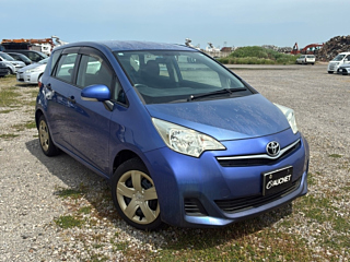 TOYOTA RACTIS 2011