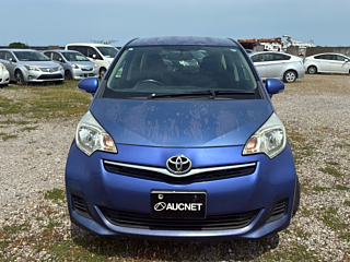 TOYOTA RACTIS 2011