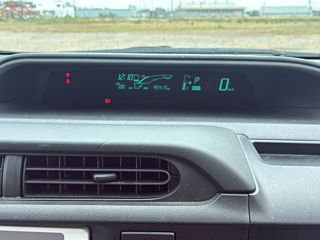 TOYOTA AQUA 2012