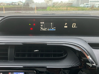 TOYOTA AQUA 2019