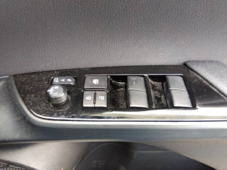 TOYOTA PRIUS 2022