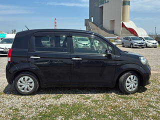 TOYOTA PORTE 2014