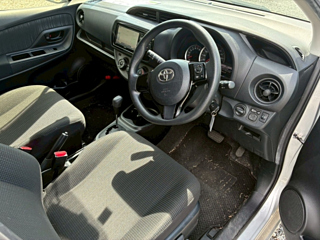 TOYOTA VITZ 2020