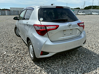 TOYOTA VITZ 2020