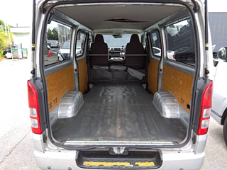 TOYOTA HIACE VAN 2020