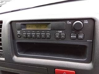TOYOTA HIACE VAN 2020