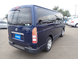 TOYOTA HIACE VAN 2019