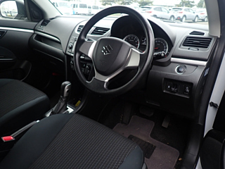SUZUKI SWIFT 2015